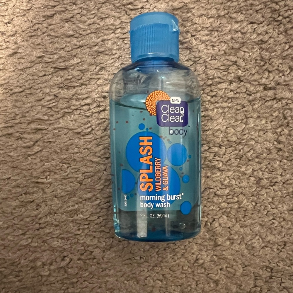 Clean & Clear Splash Wildberry & Guava Mini 2 fl oz *NEW*